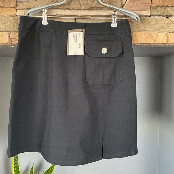 NWT St. John Sport Tennis Athletic Skort Active Pickleball Stretch Chic Black 10 - Picture 2 of 9